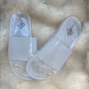 ❄️ Ladies Milky White Jelly Slides❄️